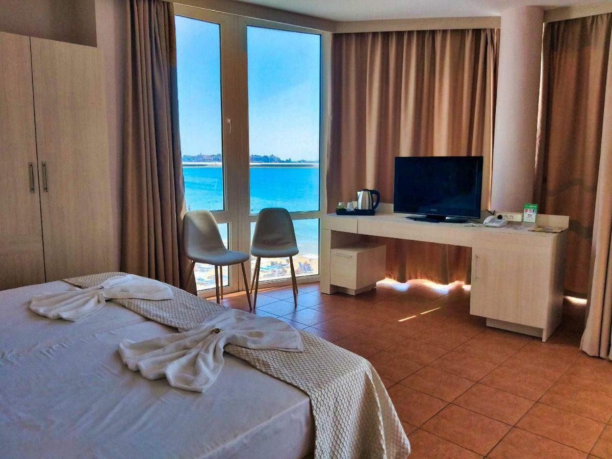 Aphrodite Beach Hotel 네세부르 외부 사진